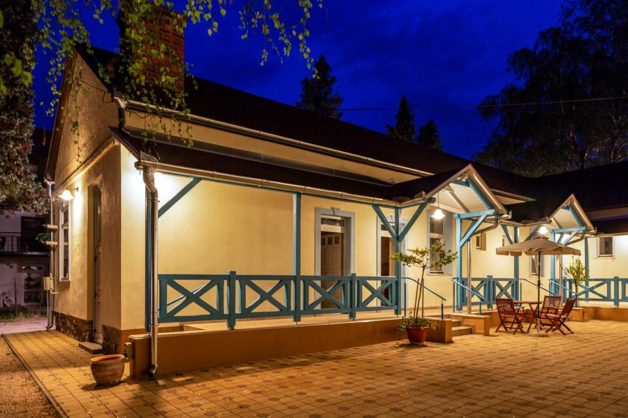 Balzsam Apartmanhaz Harkány Buitenkant foto